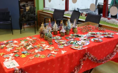 Un marché de Noël haut en couleurs
